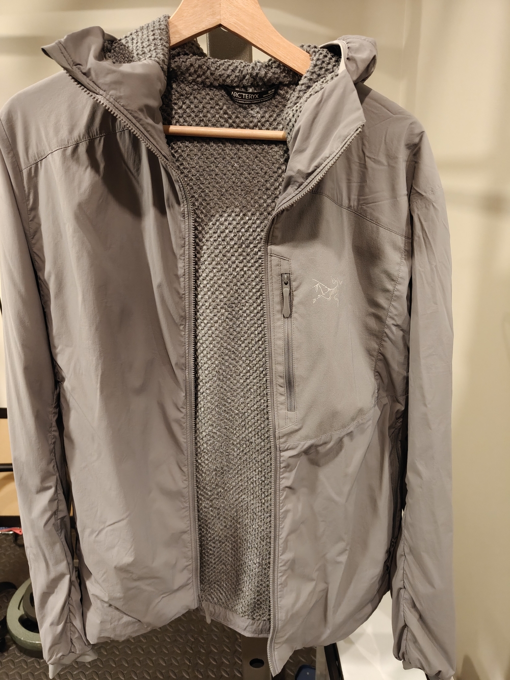 Arc'teryx Men's Light Gray Hooded Jacket with Knit Lining